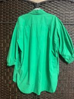 Woman's green shirt - Image 4