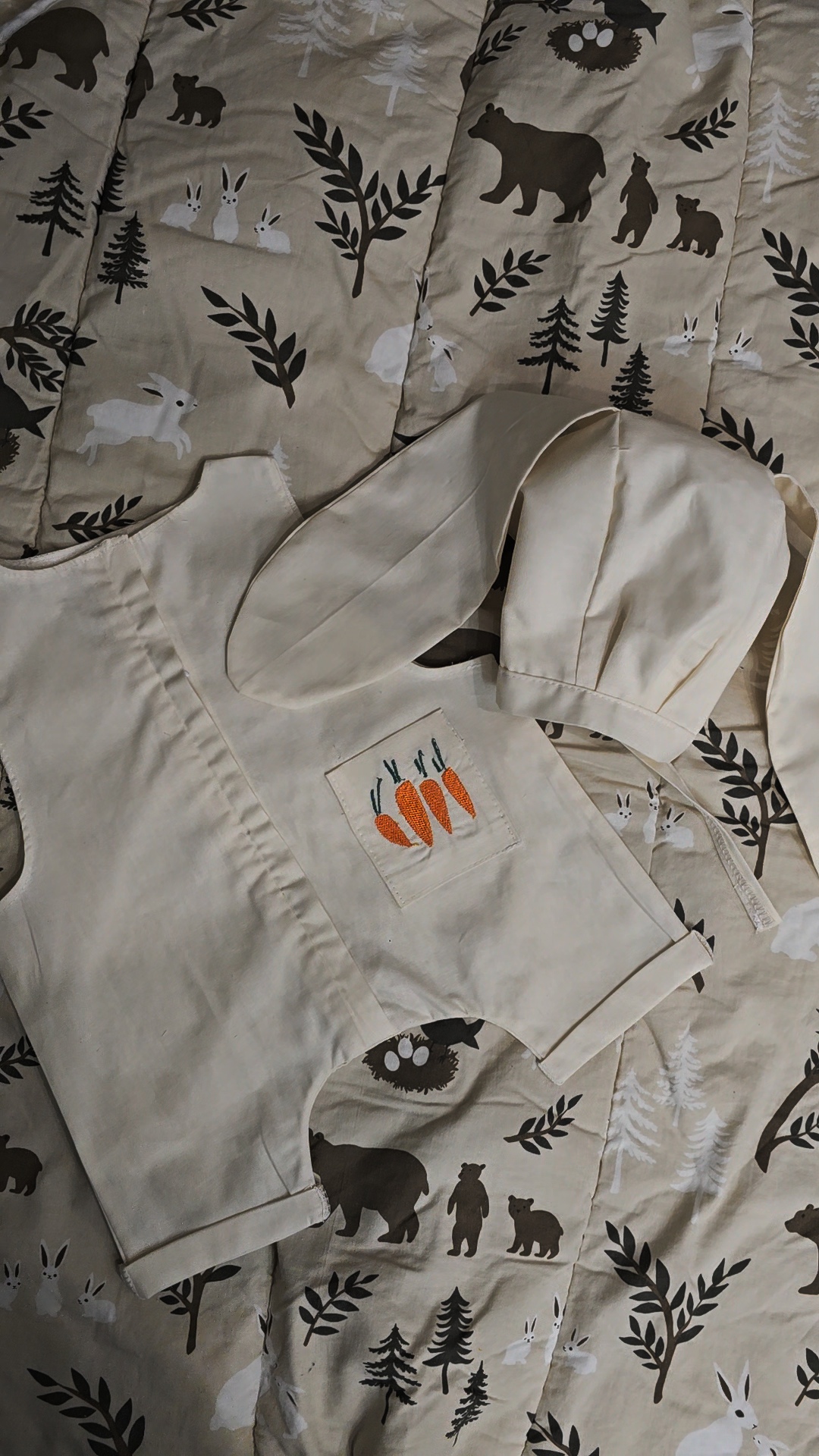 1000065629 Bunny jumpsuit and hat with ears - Image 1