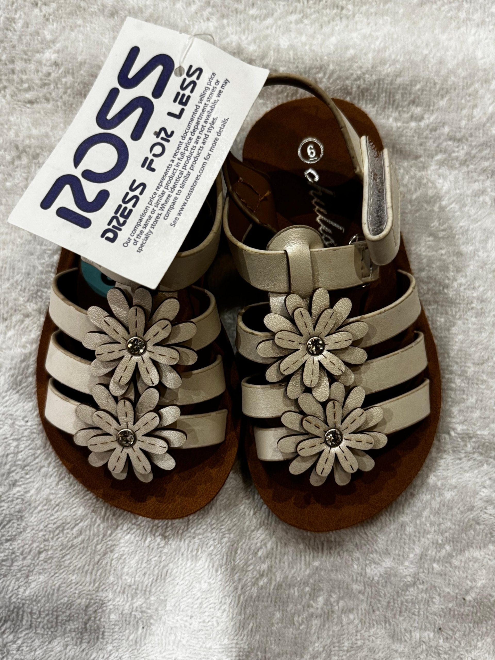 81a7136e-d266-4e3a-bc0c-b8fbf3f745c8 Baby shoes - Image 1