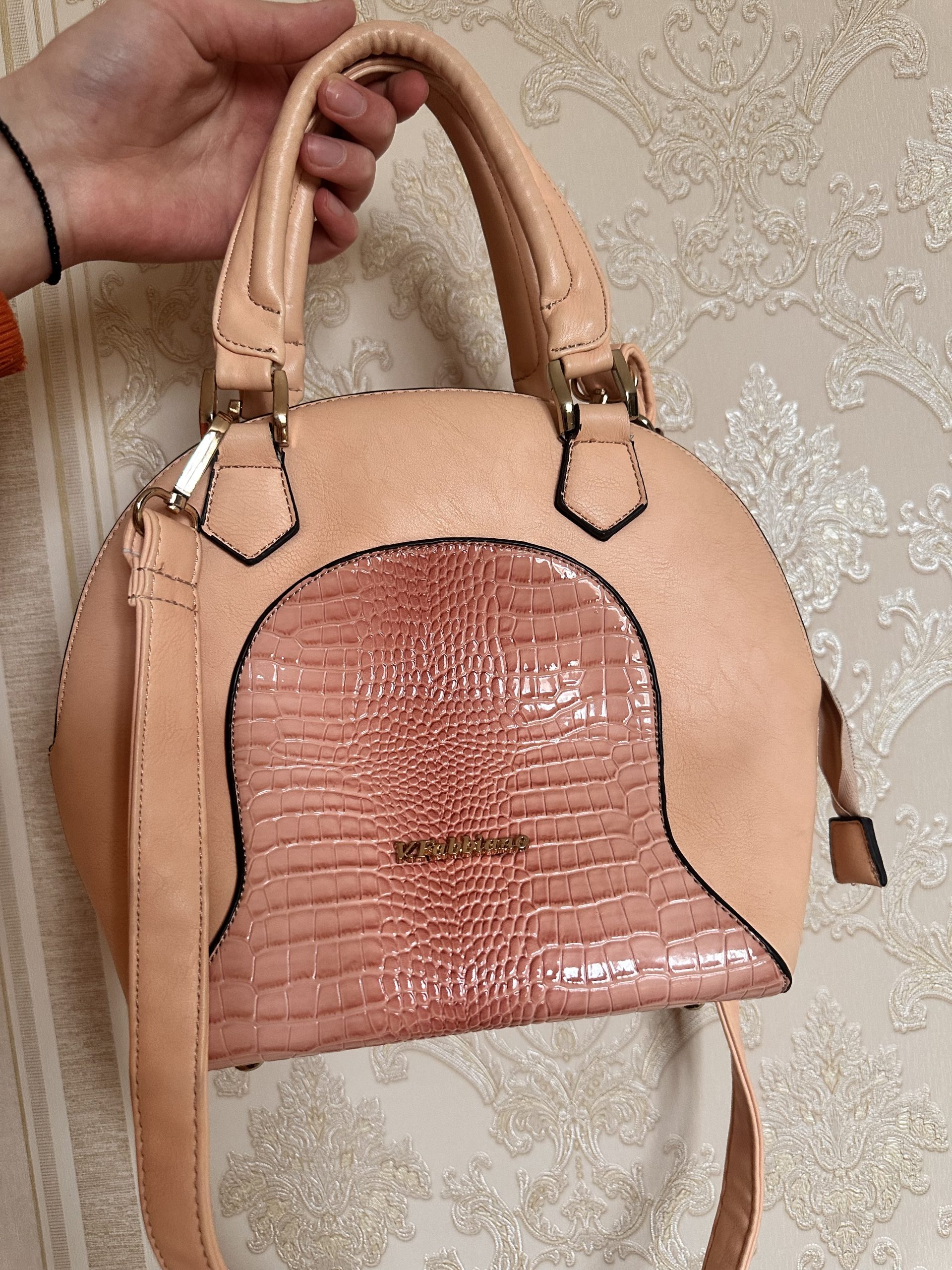 IMG_0003 Trendy bag - Image 1