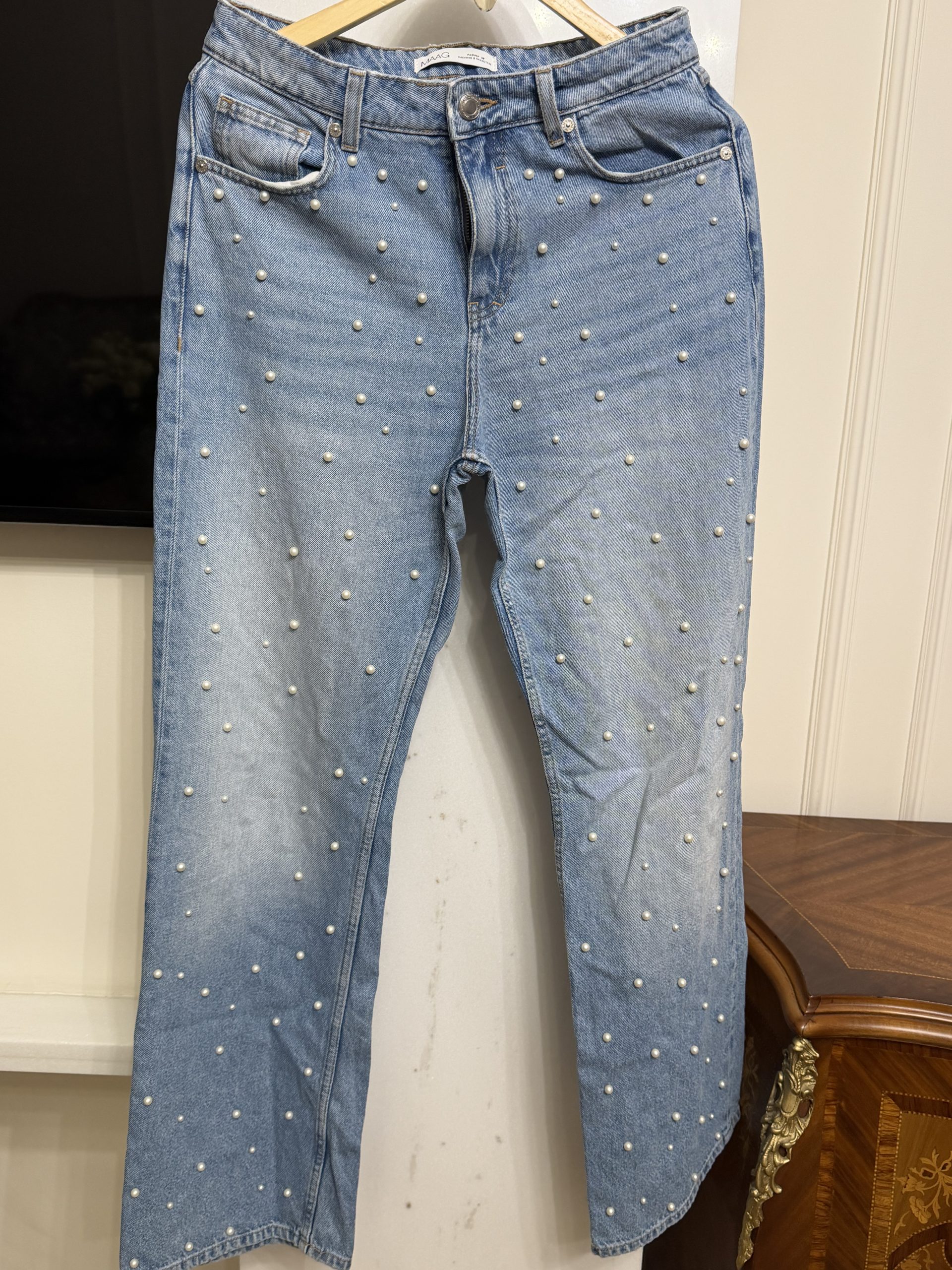 IMG_3691 Jeans - Image 1