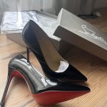 Woman's shoes Christian Louboutin Hills