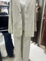Woman's shirt and trousers set - Image 5