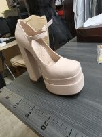 Woman's shoes - Image 6