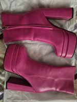 Pink leather boots with heels - Image 4
