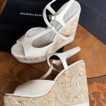 Sandal