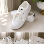 Woman's shoes