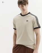 Adidas  T shirt - Image 4